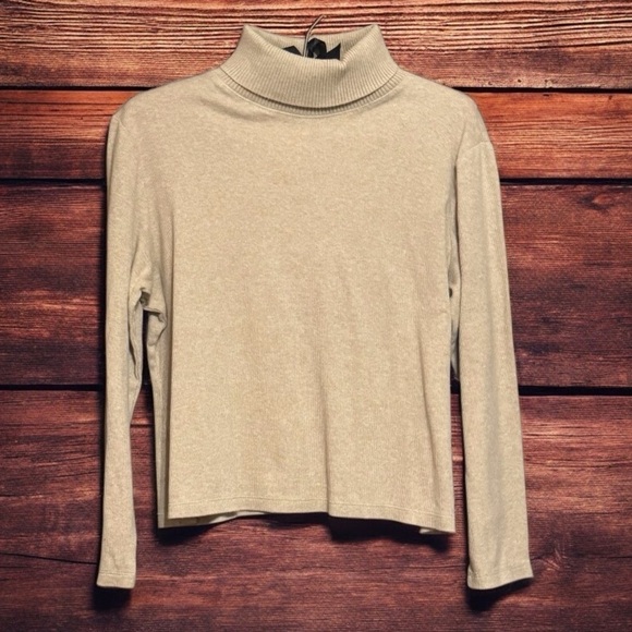 RAFAELLA CROPPED TURTLENECK SIZE XL - Picture 1 of 7